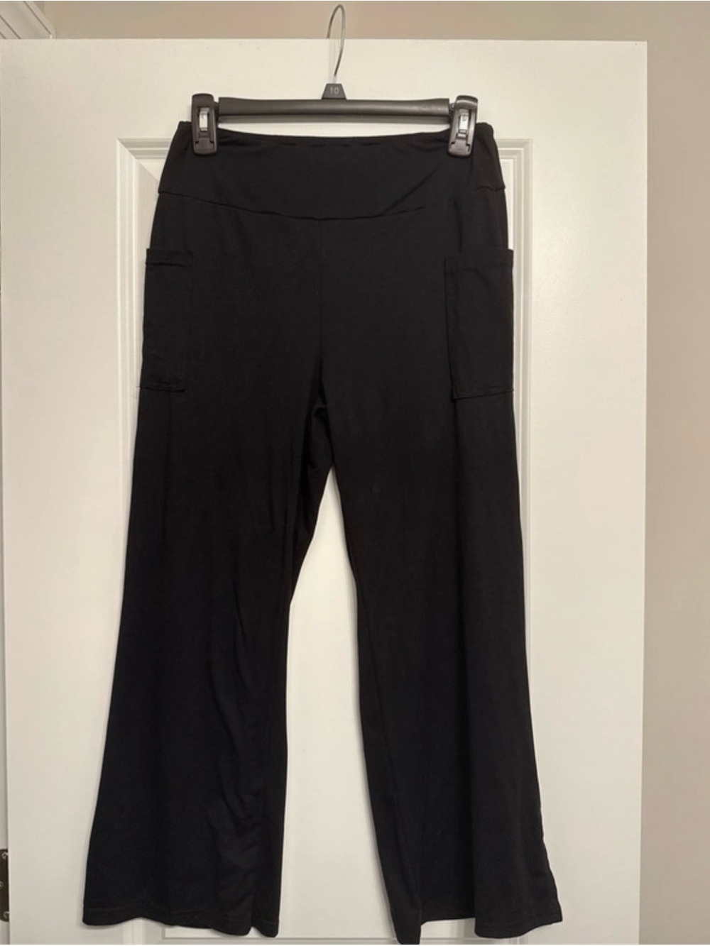 Women's Black Wide-Leg Cargo Pocket Pants